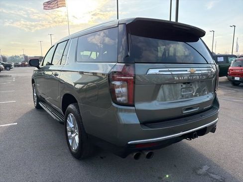 Used 2023 Chevrolet Suburban Premier image 5