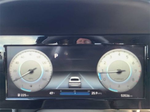 Used 2021 Hyundai Elantra SEL w/ Convenience + Premium Package image 23