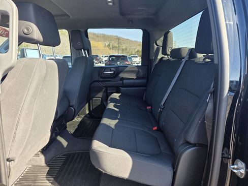 Used 2021 Chevrolet Silverado 2500 Custom w/ Custom Value Package image 24