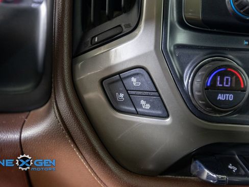 Used 2018 Chevrolet Silverado 3500 High Country w/ Duramax Plus Package AWD/4WD image 23