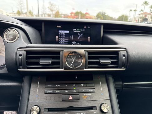 Used 2019 Lexus IS 300 300 image 26