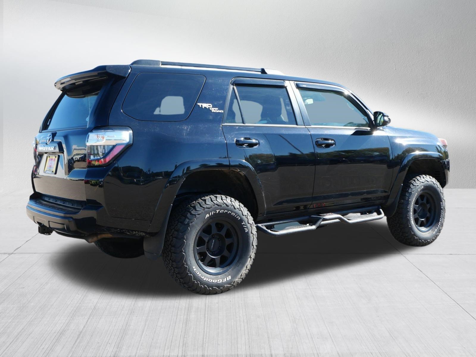 Used 2022 Toyota 4Runner TRD Off-Road Premium AWD/4WD image 7