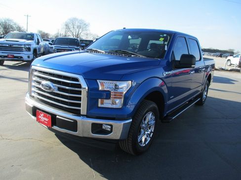 Used 2017 Ford F150 XLT w/ Equipment Group 302A Luxury image 9