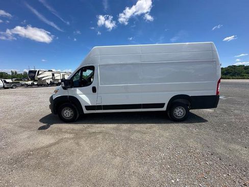 Used 2023 RAM ProMaster 3500 w/ Lane Management Group FWD image 4