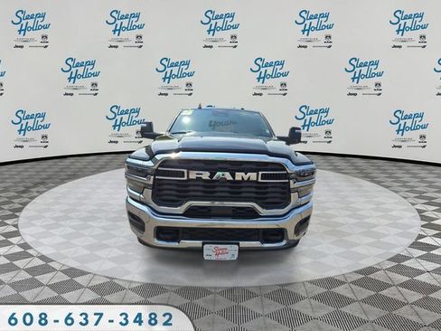 Used 2026 RAM 2500 Big Horn AWD/4WD image 2