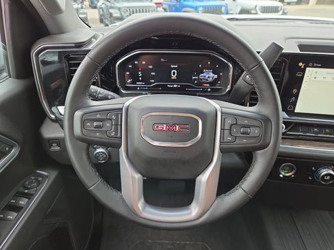 Used 2024 GMC Sierra 1500 Elevation w/ LPO, Elevation Black Package AWD/4WD image 19