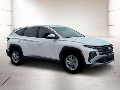 New 2026 Hyundai Tucson SE FWD image 10