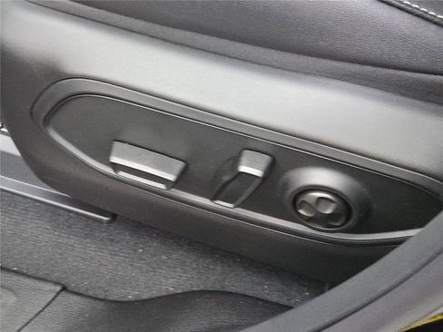 New 2025 Jeep Grand Cherokee Altitude image 26