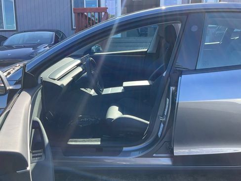 Used 2024 Tesla Model 3 Performance AWD/4WD image 6