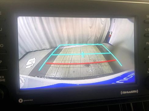 Used 2021 Toyota RAV4 XLE w/ Convenience Package image 20