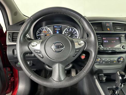 Used 2016 Nissan Sentra SV FWD image 10