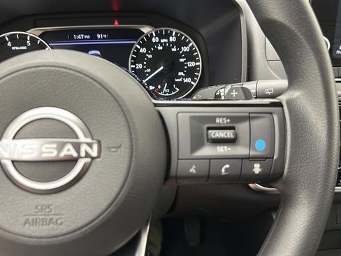 Used 2023 Nissan Rogue SV AWD/4WD image 19