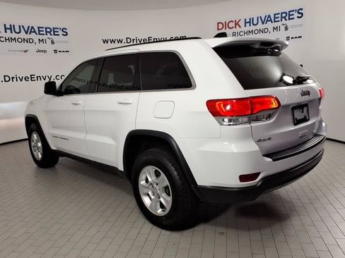 Used 2016 Jeep Grand Cherokee Laredo AWD/4WD image 6
