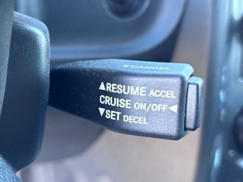 Used 2009 Dodge Challenger R/T RWD image 26