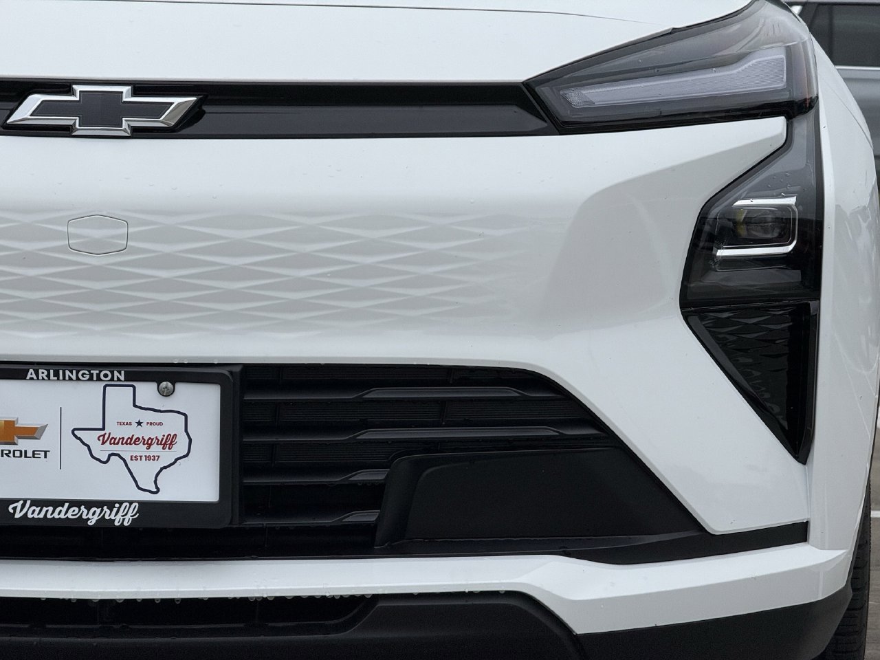 New 2027 Chevrolet Bolt LT w/ Comfort Package FWD image 8