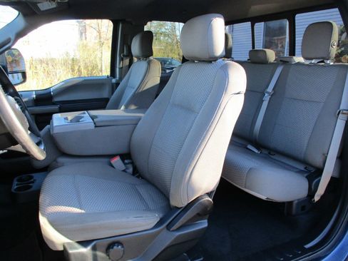 Used 2017 Ford F250 XLT w/ FX4 Off-Road Package image 21