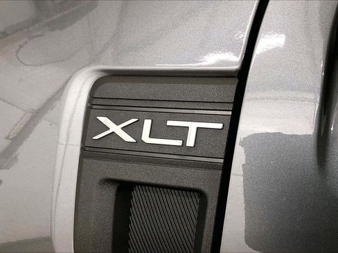 Certified 2024 Ford Maverick XLT w/ XLT Luxury Package image 13