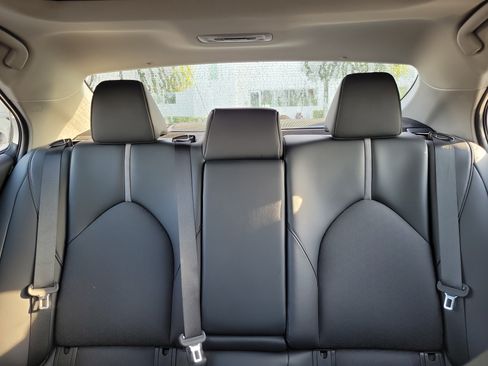Used 2023 Toyota Camry XSE FWD image 21