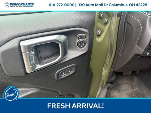 Used 2024 Jeep Wrangler Unlimited AWD/4WD image 18