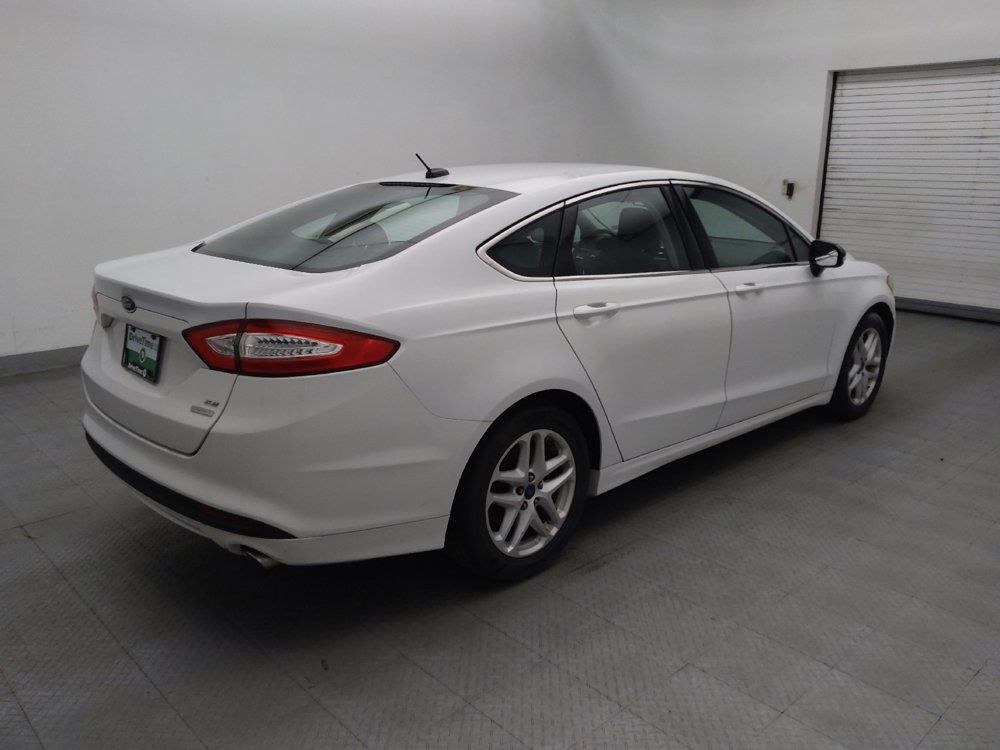 Used 2014 Ford Fusion SE w/ Equipment Group 202A FWD image 9