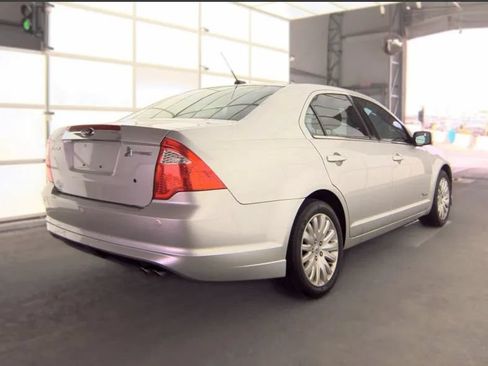 Used 2012 Ford Fusion Hybrid FWD image 2