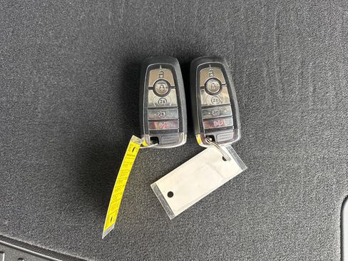 Used 2023 Lincoln Corsair AWD w/ Equipment Group 101A image 35