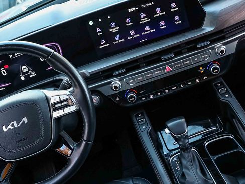 Used 2023 Kia Telluride EX X-Line image 21