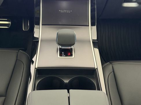 New 2026 Land Rover Range Rover Velar Belgravia AWD/4WD image 18