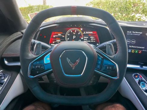 Used 2023 Chevrolet Corvette Stingray Premium Cpe w/ Z51 Performance Package image 24