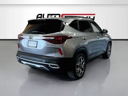 Used 2021 Kia Seltos SX w/ SX Sunroof Package AWD/4WD image 7