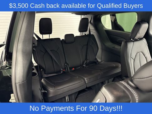 New 2026 Chrysler Pacifica Select w/ S Appearance Package image 37