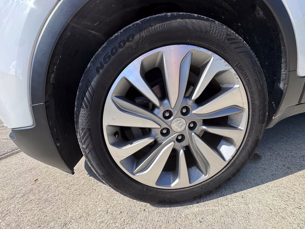 Used 2020 Buick Encore Preferred FWD image 10