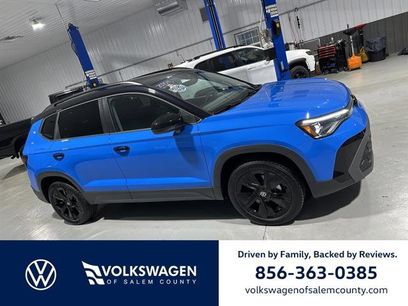 Certified 2025 Volkswagen Taos SE