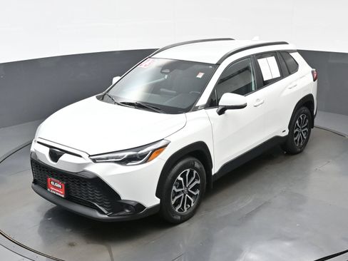 Used 2023 Toyota Corolla Cross AWD Hybrid image 35