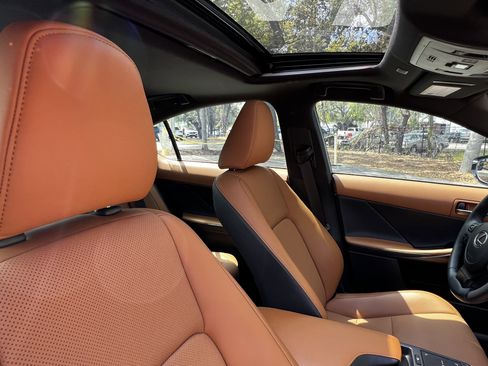 Used 2024 Lexus IS 300 w/ Comfort Package image 46