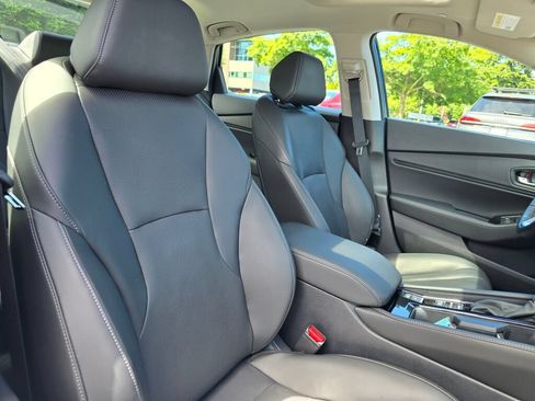 Used 2024 Honda Accord Touring image 8