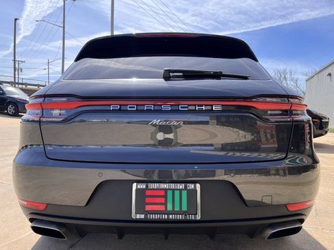 Used 2021 Porsche Macan AWD/4WD image 4
