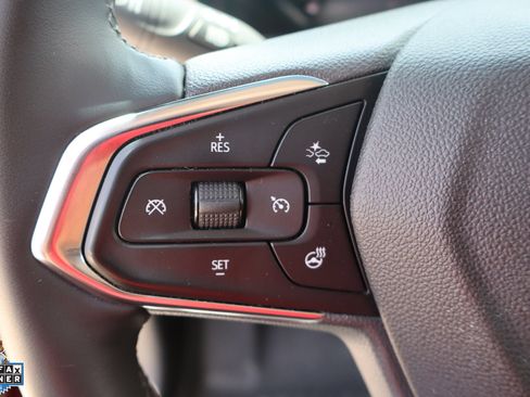 Used 2024 Chevrolet Trax LT w/ LT Convenience Package FWD image 15