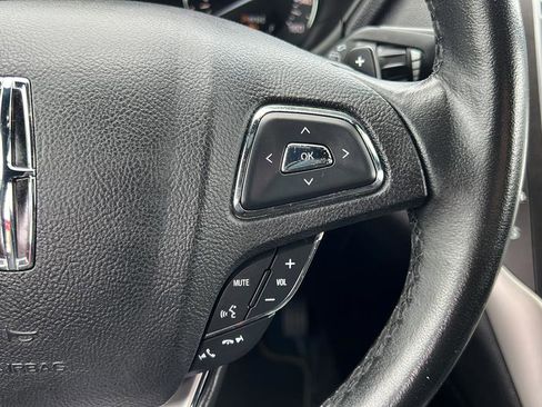 Used 2017 Lincoln MKC Premiere image 22