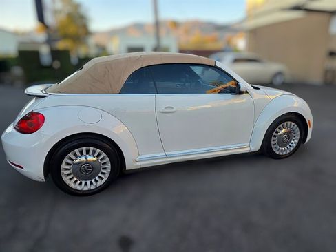 Used 2015 Volkswagen Beetle 1.8T FWD image 10