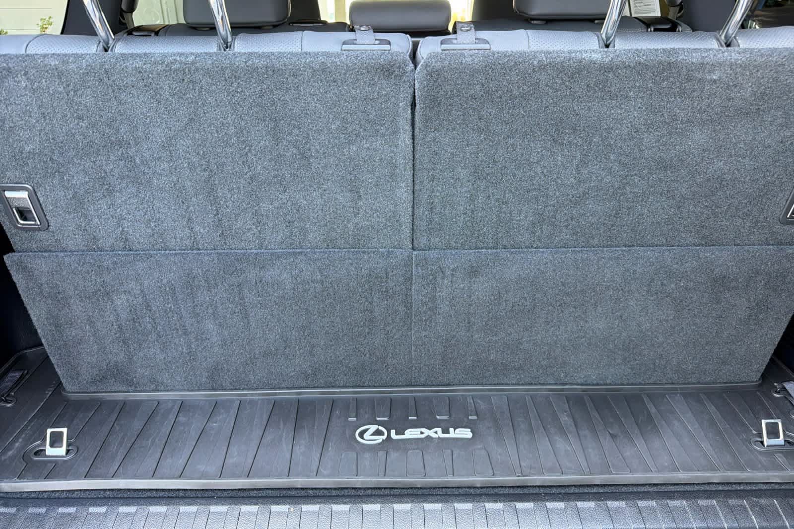 Certified 2023 Lexus GX 460 Premium w/ Premium Plus Package AWD/4WD image 16