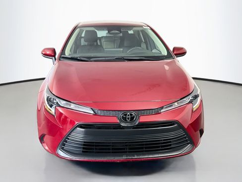 Used 2023 Toyota Corolla LE FWD image 2