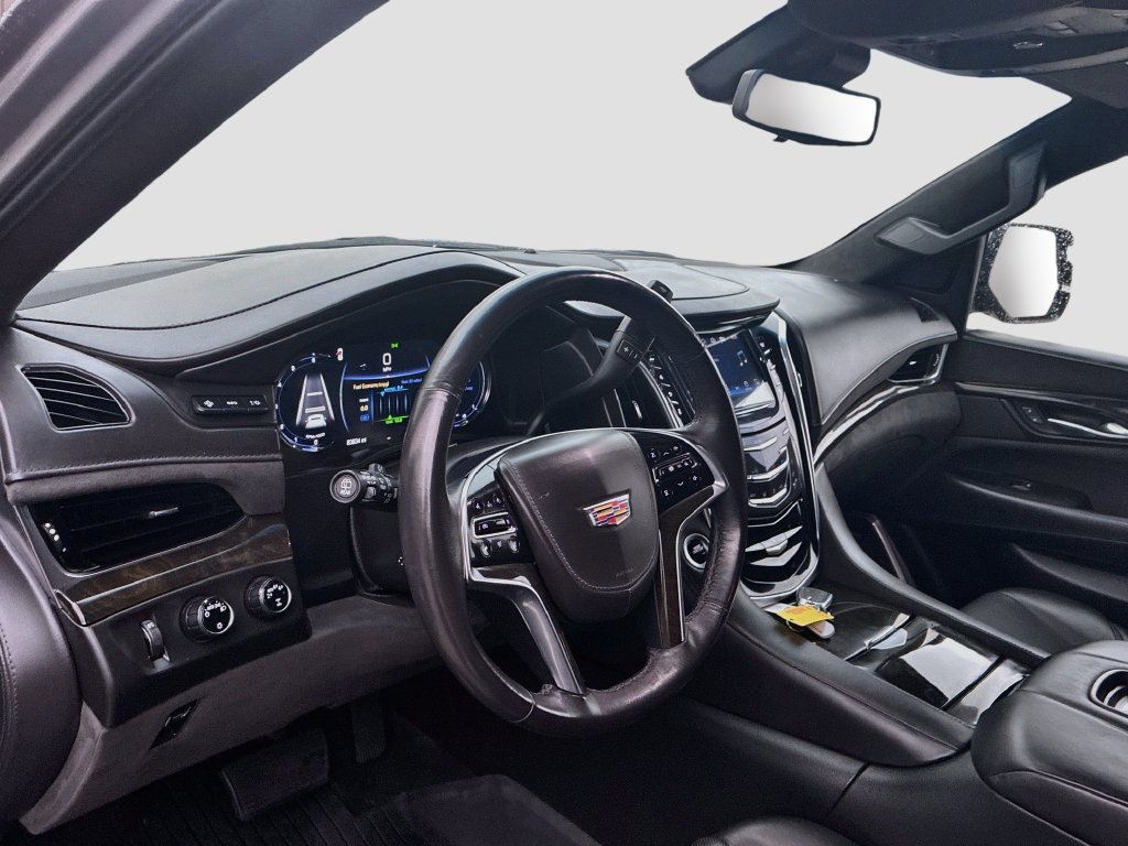 Used 2020 Cadillac Escalade Platinum w/ Escalade Sport Edition AWD/4WD image 9