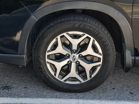 Used 2019 Subaru Forester Premium w/ All-Weather Package image 10