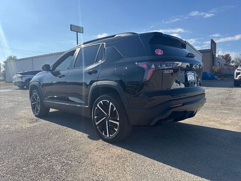 New 2026 Chevrolet Equinox RS w/ LPO, Floor Liner Package image 3