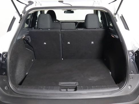 Used 2025 Nissan Kicks SV FWD image 17