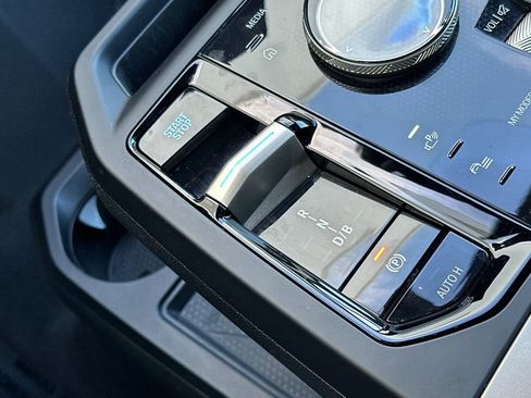 Used 2023 BMW iX xDrive50 w/ Sport Package image 24