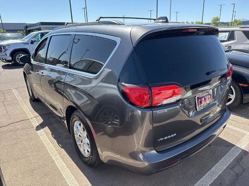 Used 2020 Chrysler Voyager Lxi FWD image 4