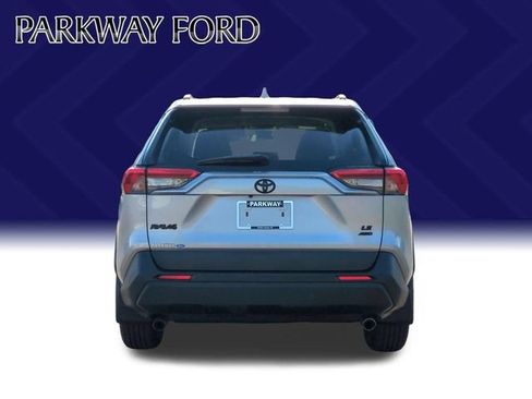 Used 2020 Toyota RAV4 LE w/ All Weather Liner Package AWD/4WD image 4