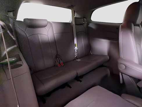 Used 2014 Buick Enclave Convenience FWD image 26